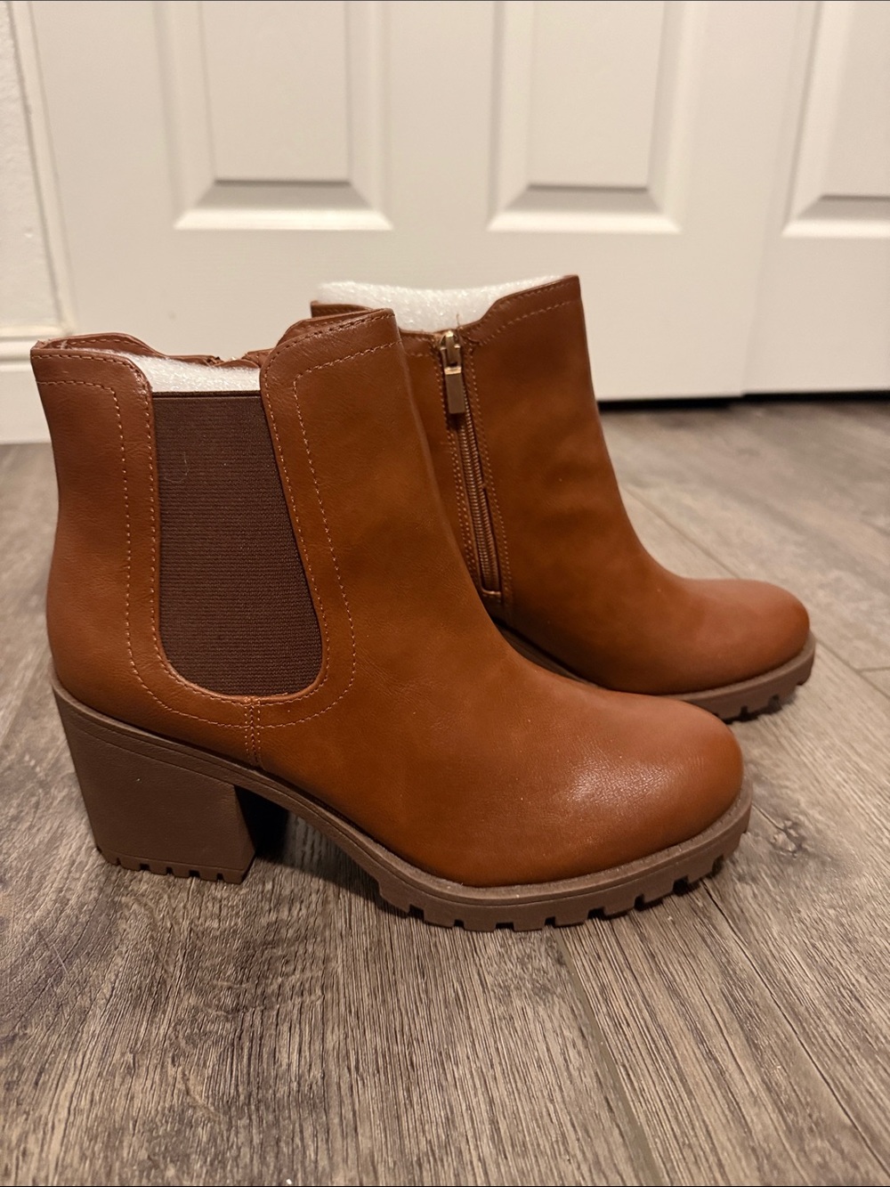 Wild Pair Women's Cognac Chunky Heel Chelsea Booties